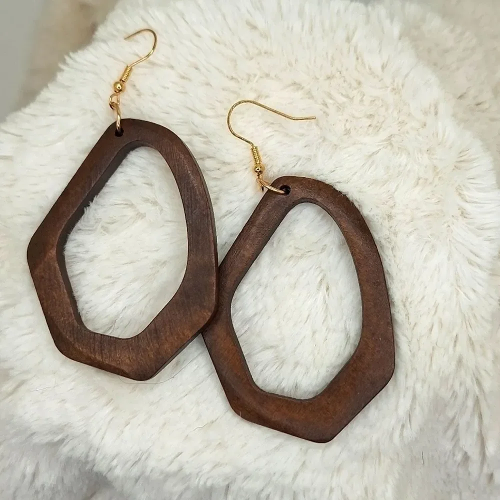 N/A wood earring